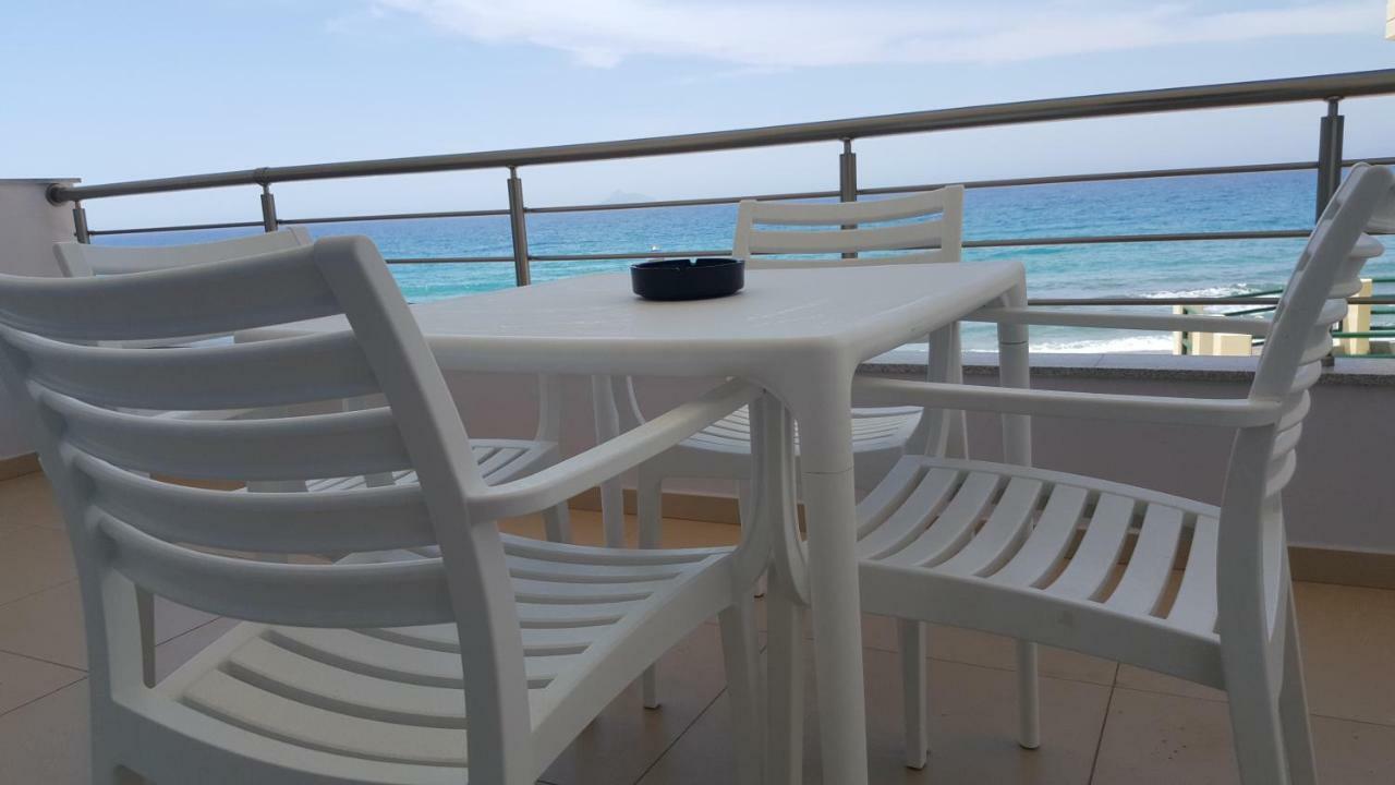 Bella Mare Luxury Apartments كالاماكي المظهر الخارجي الصورة